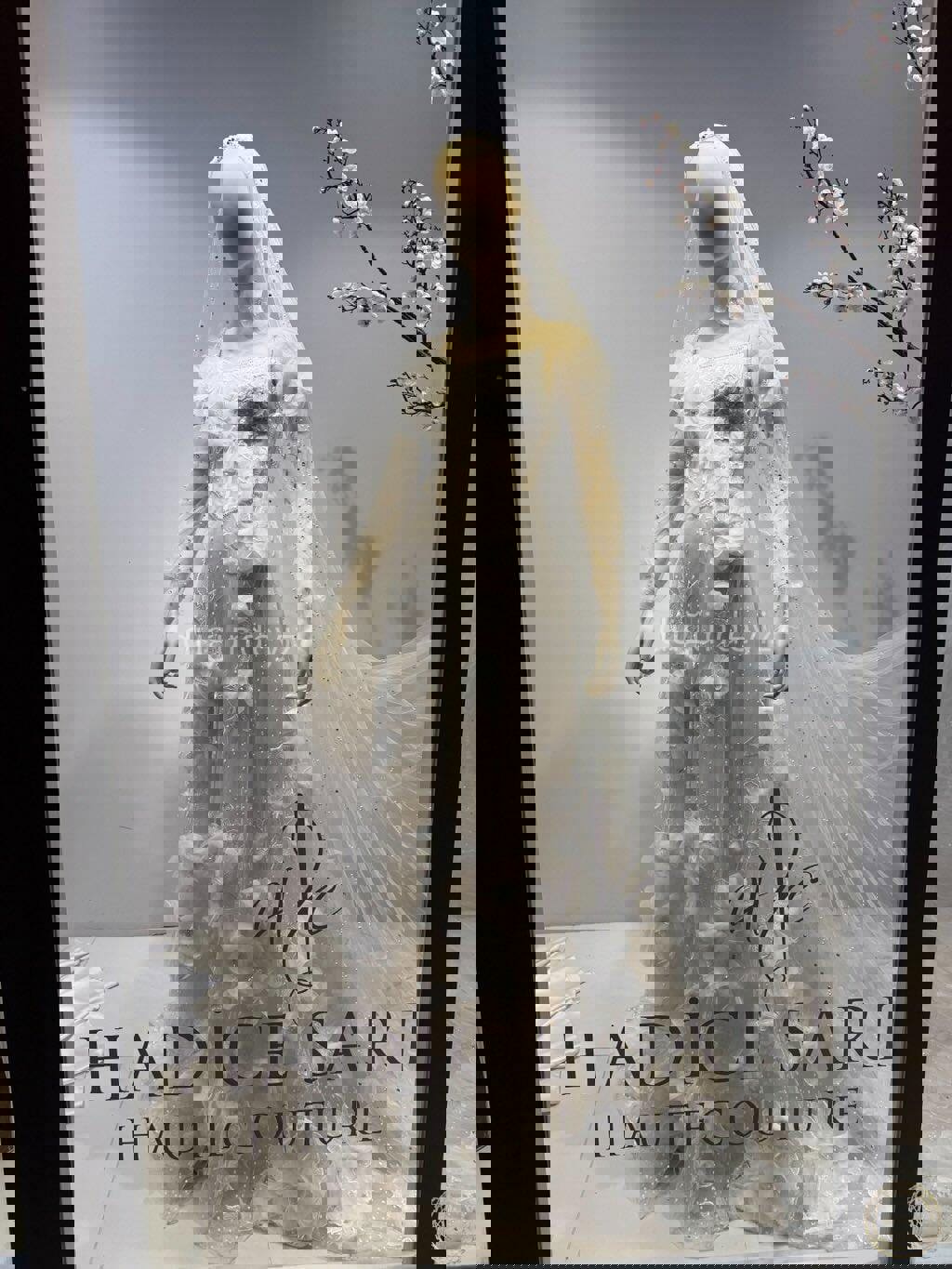 Hadice Sarı haute couture